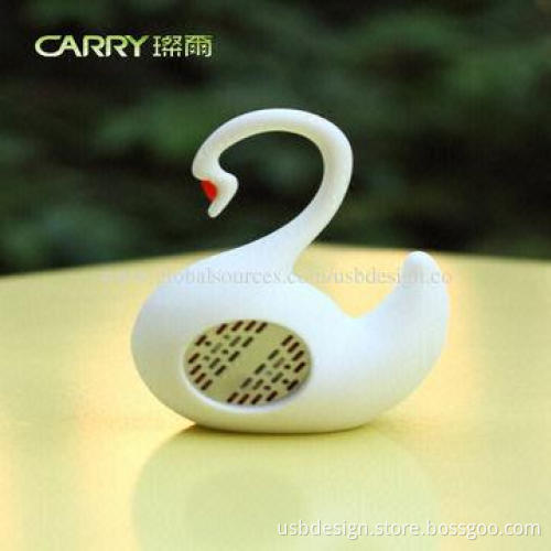 2014 Hot sell Bluetooth swan speaker